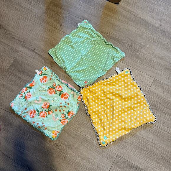 Matilda Jane reversal bandanna drool bibs - Picture 2 of 3